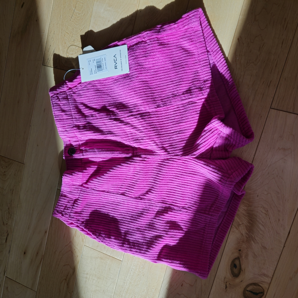 Pink Ribbed Shorts - Picture 3 of 3